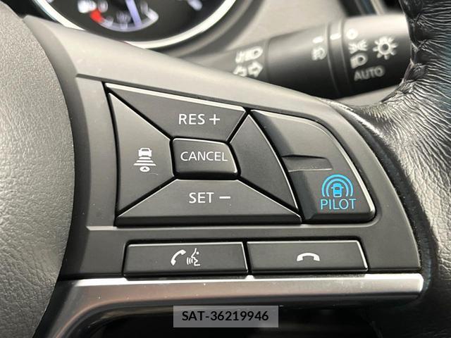 Nissan X-TRAIL 2019-08 8813690-3