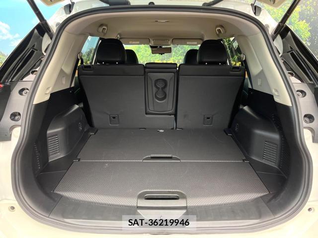 Nissan X-TRAIL 2019-08 8813690-9