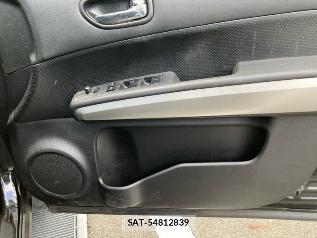 Nissan X-TRAIL 2010-03 8813843-3
