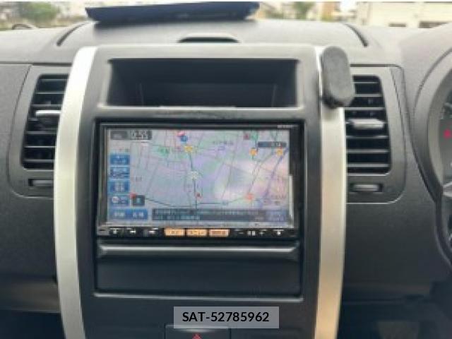 Nissan X-TRAIL 2012-08 8814151-17