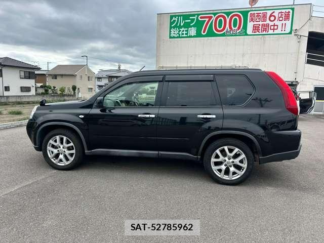 Nissan X-TRAIL 2012-08 8814151-8