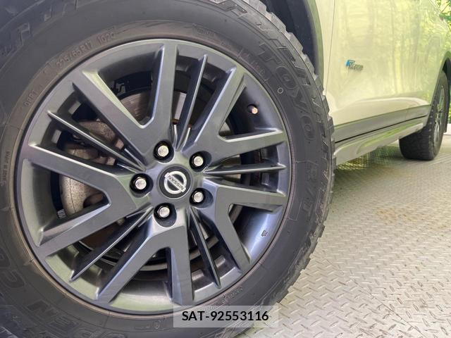 Nissan X-TRAIL 2015-07 8814249-12
