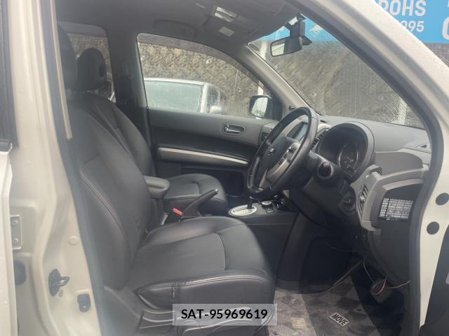 Nissan X-TRAIL 2009-07 8814565-11