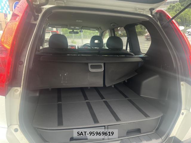 Nissan X-TRAIL 2009-07 8814565-9