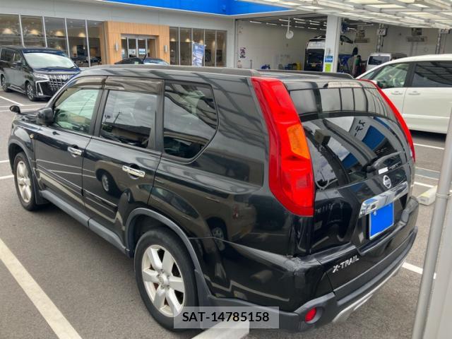Nissan X-TRAIL 2007-11 8814574-12