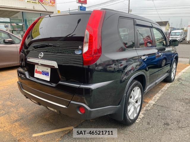 Nissan X-TRAIL 2013-09 8814601-1