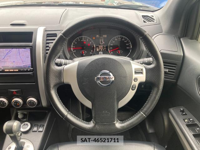 Nissan X-TRAIL 2013-09 8814601-14
