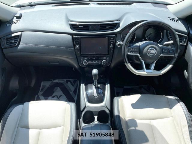 Nissan X-TRAIL 2018-05 8814638-1