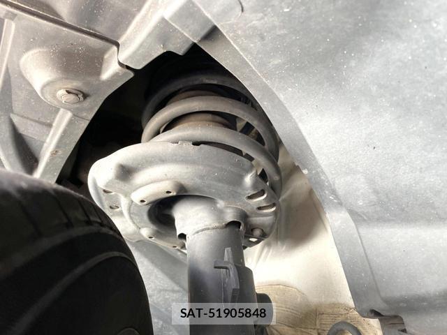 Nissan X-TRAIL 2018-05 8814638-19