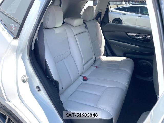 Nissan X-TRAIL 2018-05 8814638-8