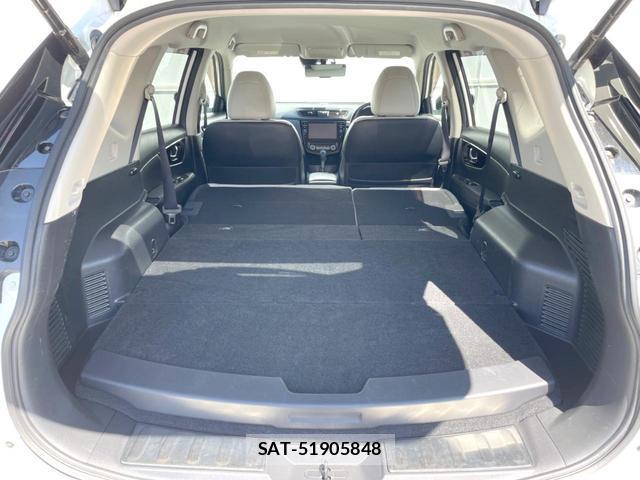 Nissan X-TRAIL 2018-05 8814638-9