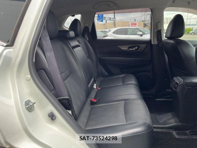 Nissan X-TRAIL 2017-01 8815016-8