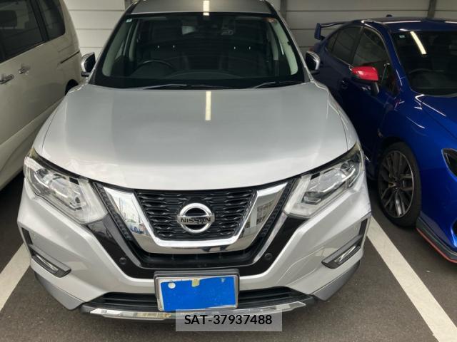Nissan X-TRAIL 2018-07 8815141-2