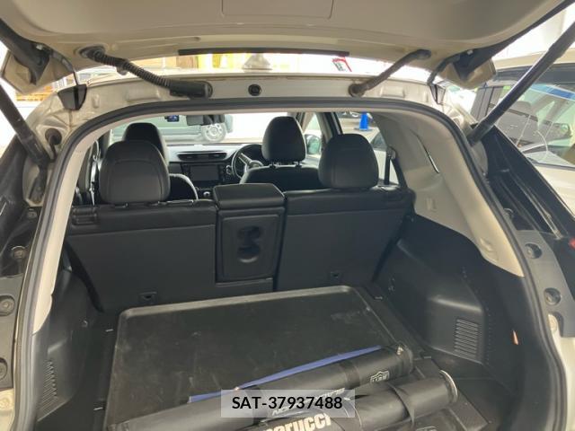 Nissan X-TRAIL 2018-07 8815141-6