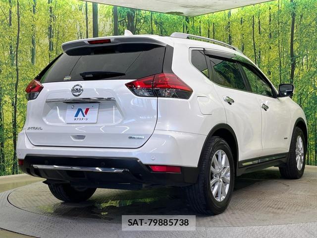 Nissan X-TRAIL 2018-03 8815178-16