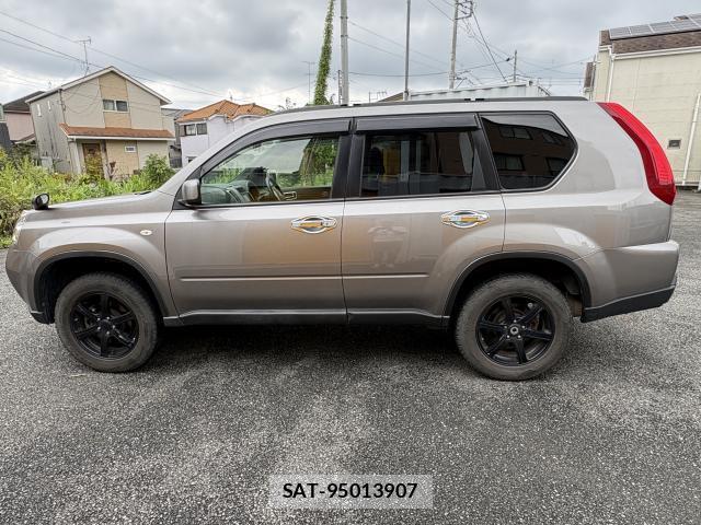 Nissan X-TRAIL 2013-11 8815434-10
