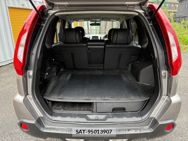 Nissan X-TRAIL 2013-11 8815434-18