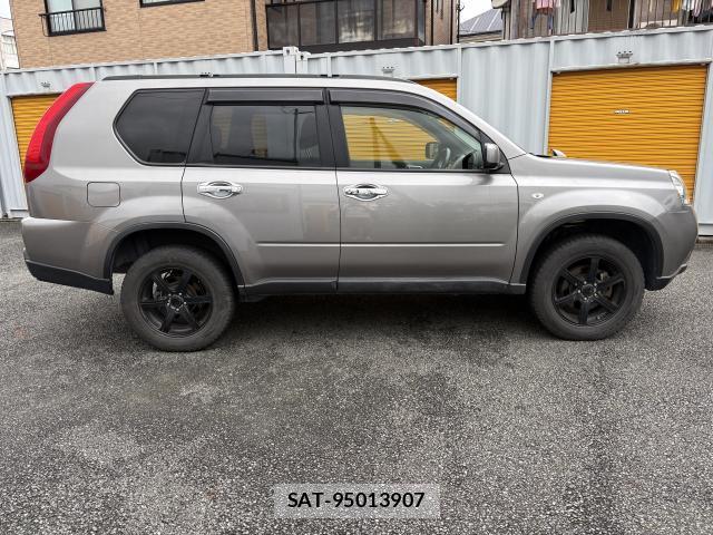 Nissan X-TRAIL 2013-11 8815434-3