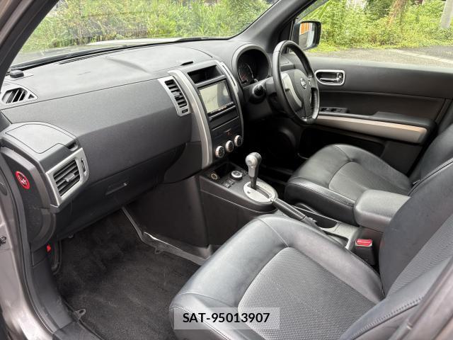 Nissan X-TRAIL 2013-11 8815434-5