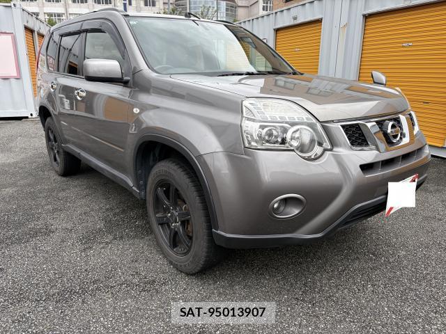 Nissan X-TRAIL 2013-11 8815434-9