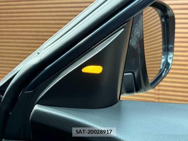 Nissan X-TRAIL 2017-03 8815873-9
