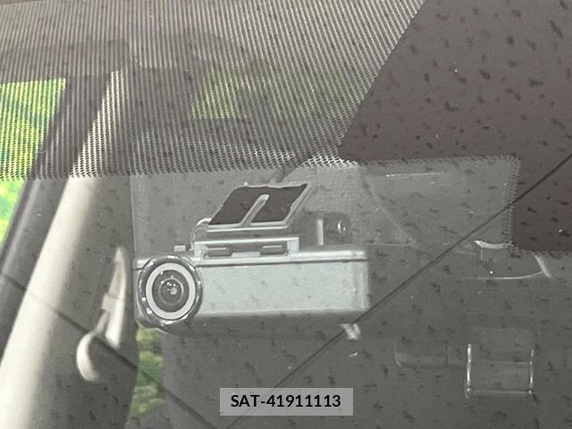 Nissan X-TRAIL 2019-09 8815948-5
