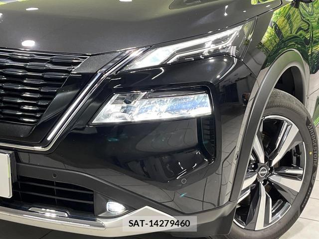 Nissan X-TRAIL 2023-10 8815959-12
