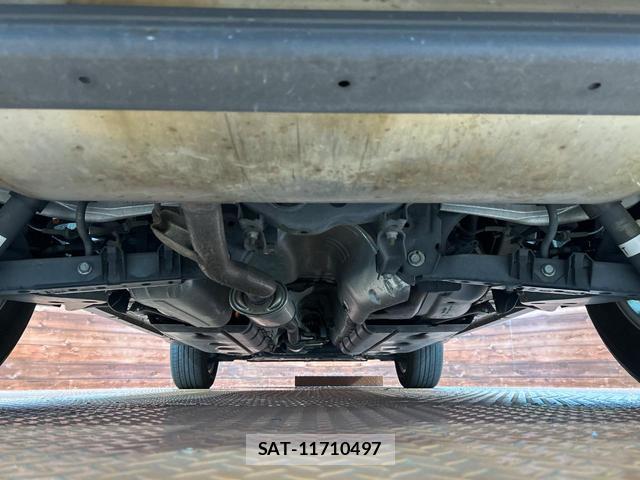 Nissan X-TRAIL 2015-05 8816081-18