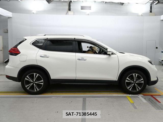 Nissan X-TRAIL 2020-04 8816301-10