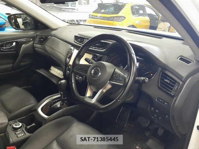 Nissan X-TRAIL 2020-04 8816301-4