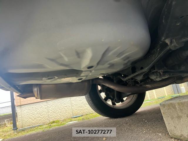 Nissan X-TRAIL 2012-08 8816338-18