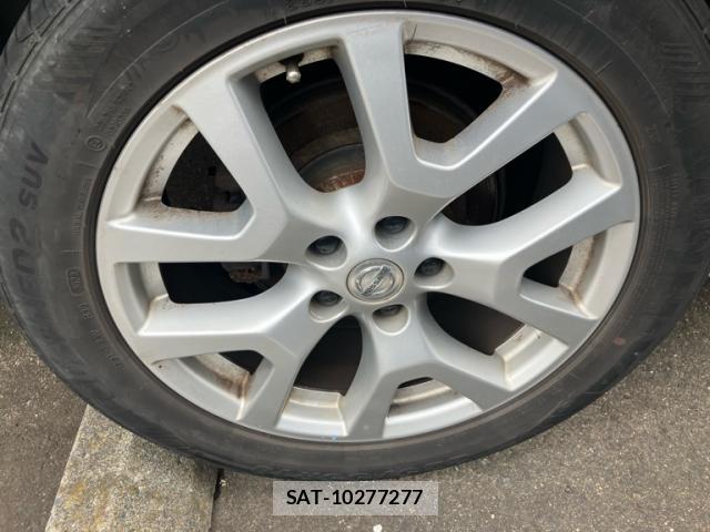 Nissan X-TRAIL 2012-08 8816338-6