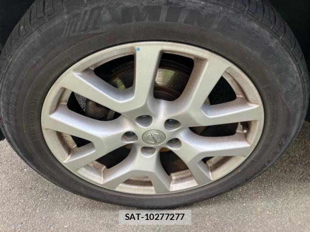 Nissan X-TRAIL 2012-08 8816338-8
