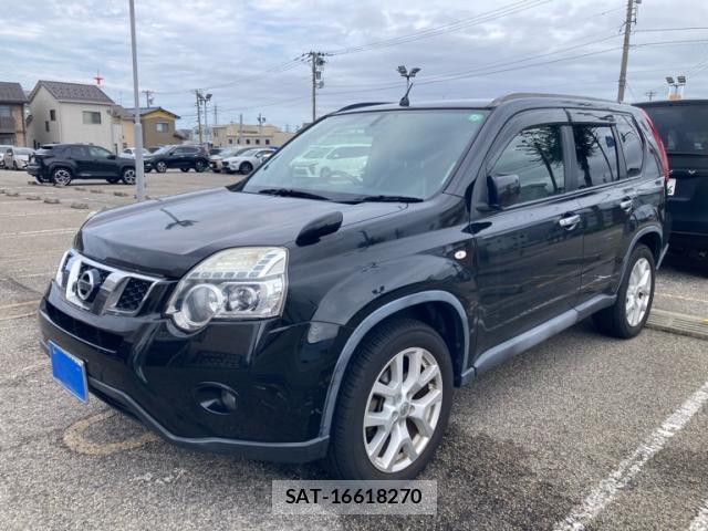 Nissan X-TRAIL 2013-10 8816519-1