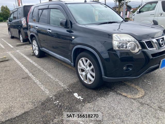 Nissan X-TRAIL 2013-10 8816519-2
