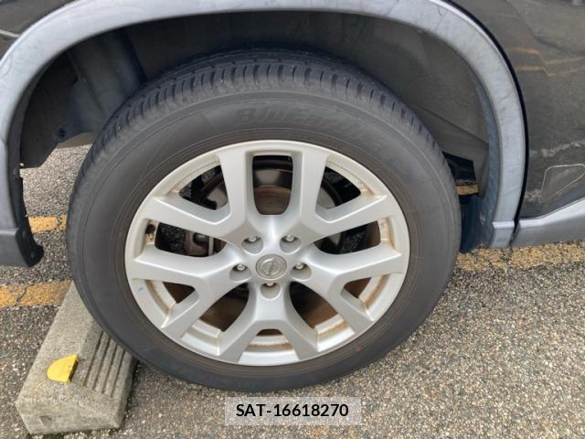 Nissan X-TRAIL 2013-10 8816519-4