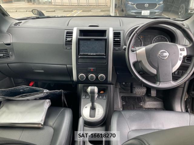 Nissan X-TRAIL 2013-10 8816519-9