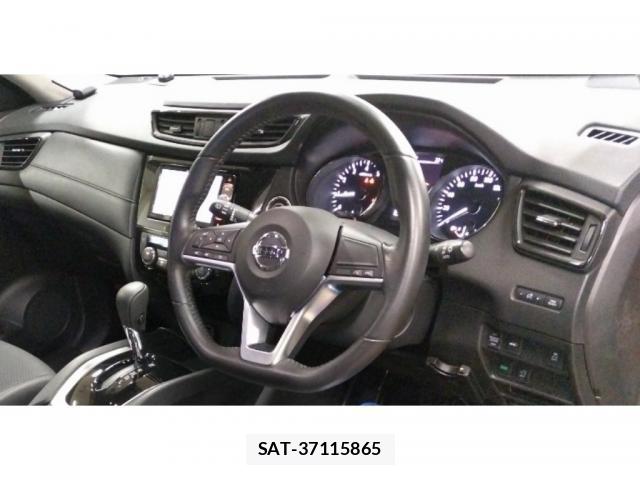 Nissan X-TRAIL 2019-05 8816605-2