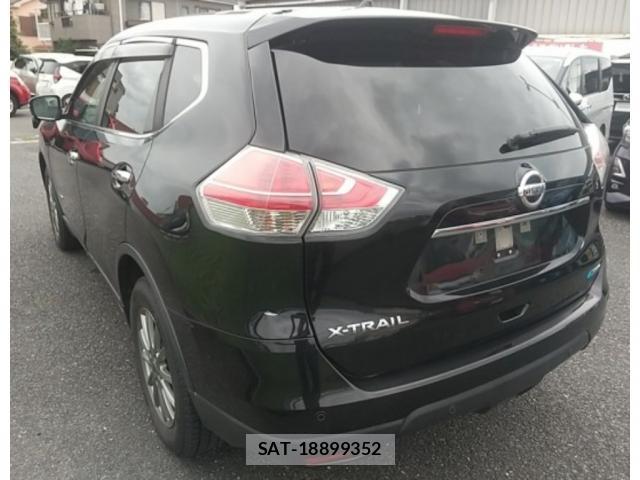 Nissan X-TRAIL 2015-12 8816808-1