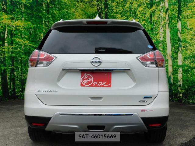 Nissan X-TRAIL 2015-09 8817054-1