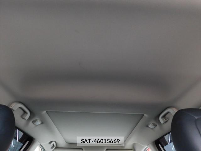 Nissan X-TRAIL 2015-09 8817054-16