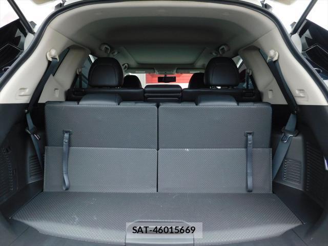 Nissan X-TRAIL 2015-09 8817054-18