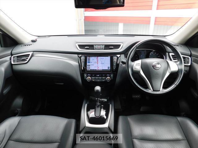 Nissan X-TRAIL 2015-09 8817054-2