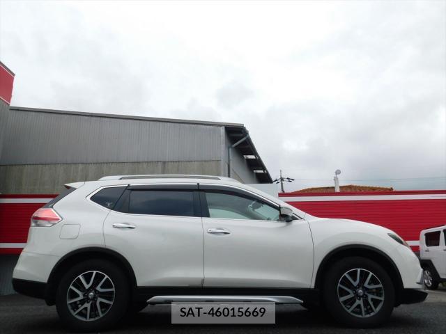Nissan X-TRAIL 2015-09 8817054-3
