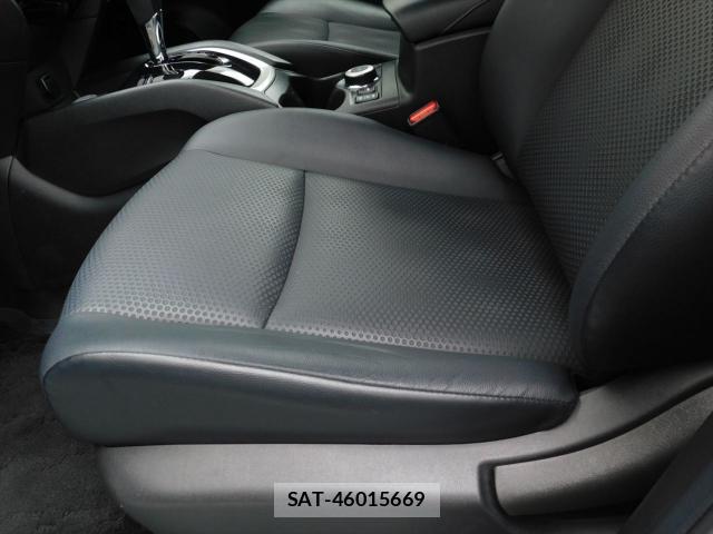 Nissan X-TRAIL 2015-09 8817054-5