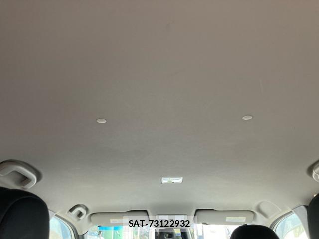 Nissan X-TRAIL 2013-09 8817150-11