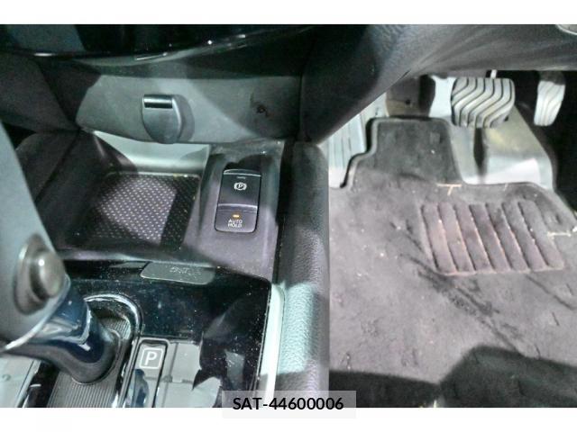 Nissan X-TRAIL 2020-05 8817355-6