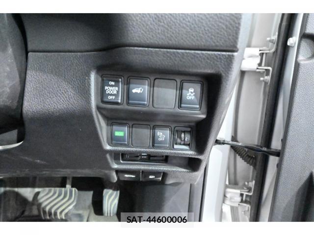 Nissan X-TRAIL 2020-05 8817355-7