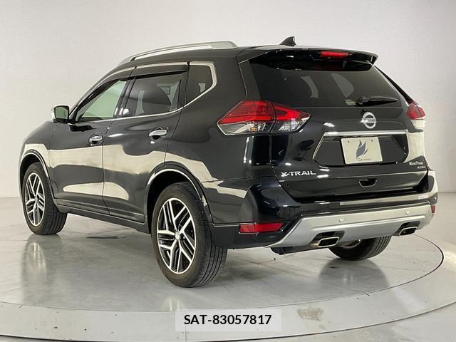 Nissan X-TRAIL 2017-11 8817389-4