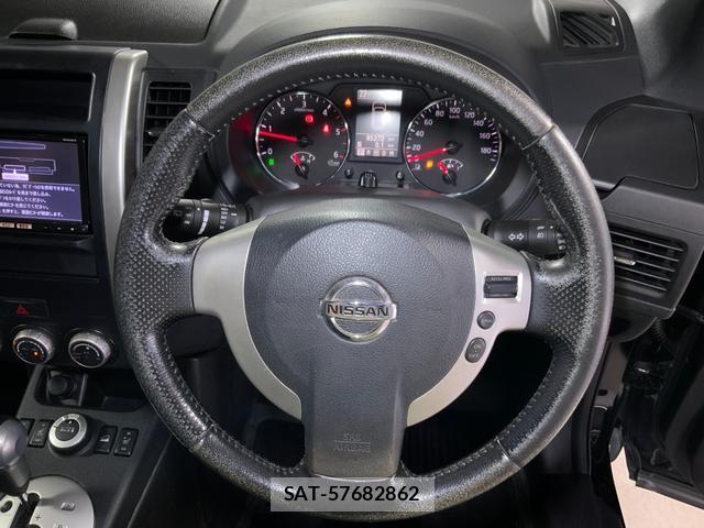 Nissan X-TRAIL 2013-08 8817400-12